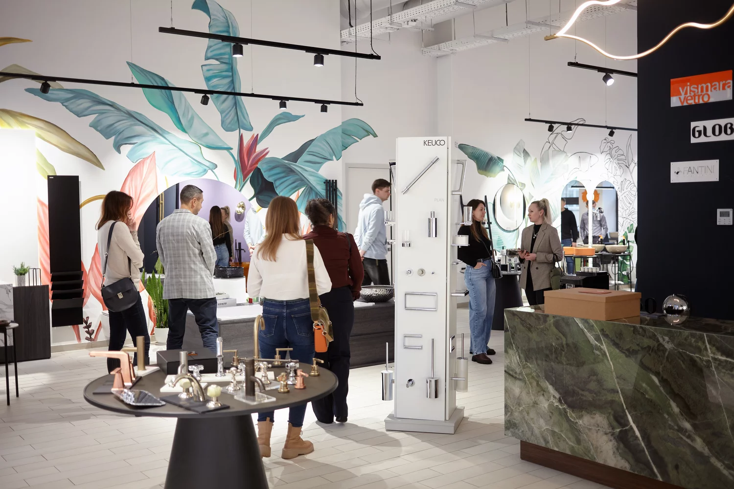 Встреча с друзьями. FABBRICA.CLUB. Nicolazzi и Carimali