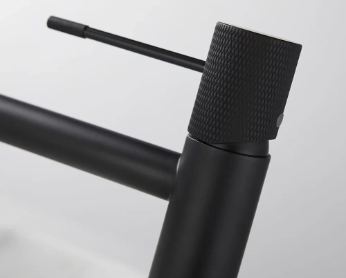 Смеситель для раковины Vincea Desire VBF-1D2MB