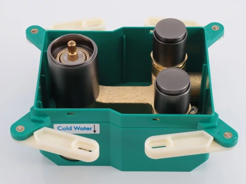 Смеситель для душа Vincea VSCV-421GM