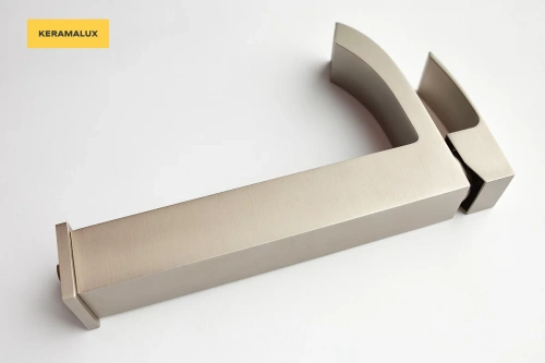 Смеситель для умывальника Vivi Felice 1025 Nichel