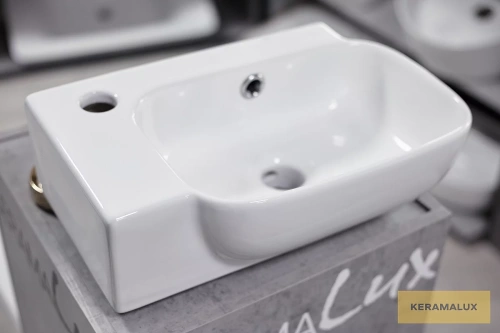 Умывальник CeramaLux 78580R