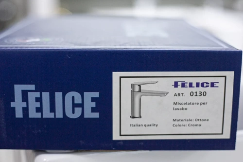 Смеситель для умывальника Vivi Felice 0130