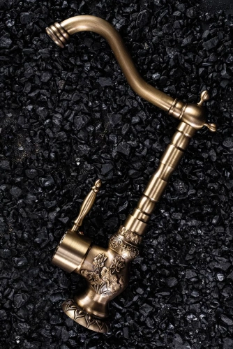 Смеситель для мойки Rea Venice bronze B2500