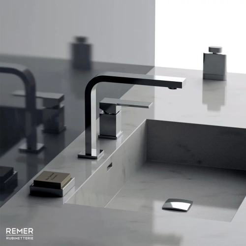 Смеситель для раковины Remer Qubika Q57