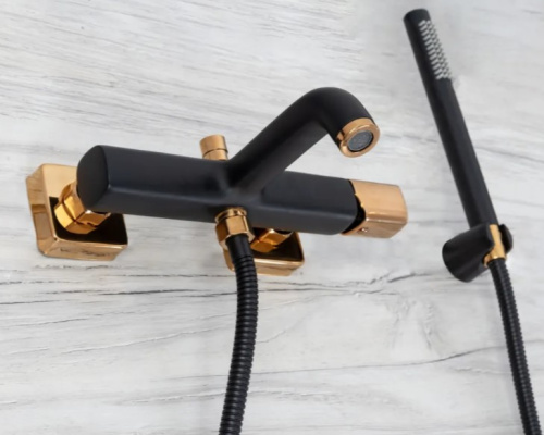 Смеситель для ванны Rea Salto Black Gold B6352
