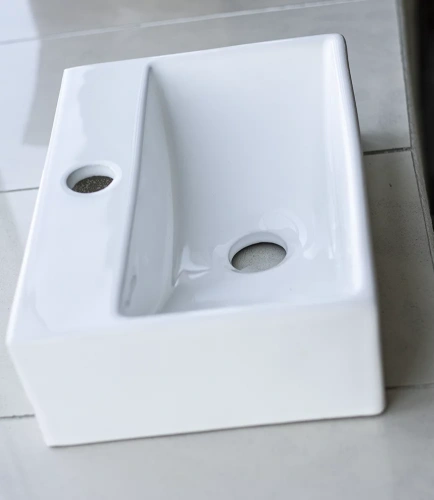 Умывальник CeramaLux 9135-1